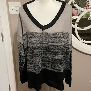 LuLaRoe Torrie sweater